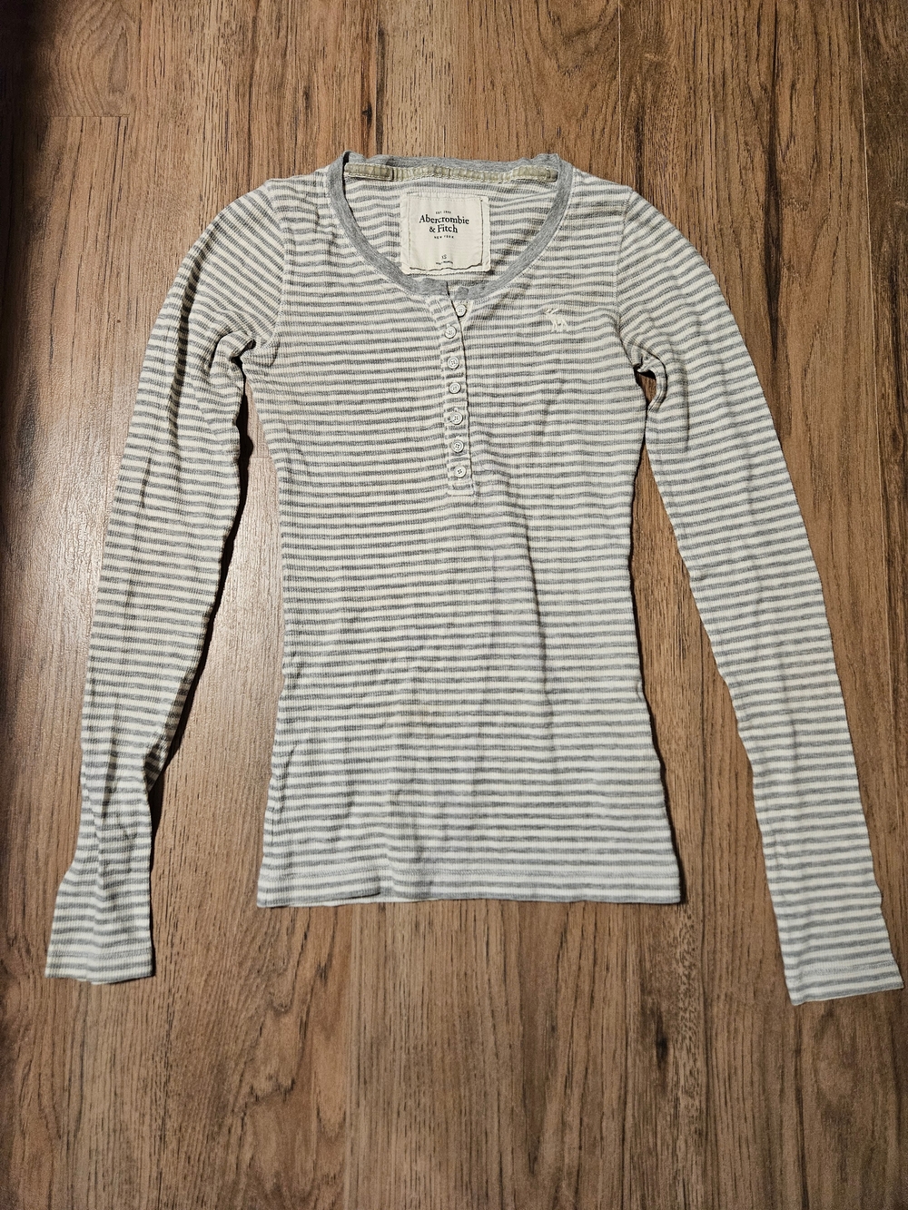 Abercrombie & Fitch Classic Gray Stripe Long-Sleeve Henley Top
